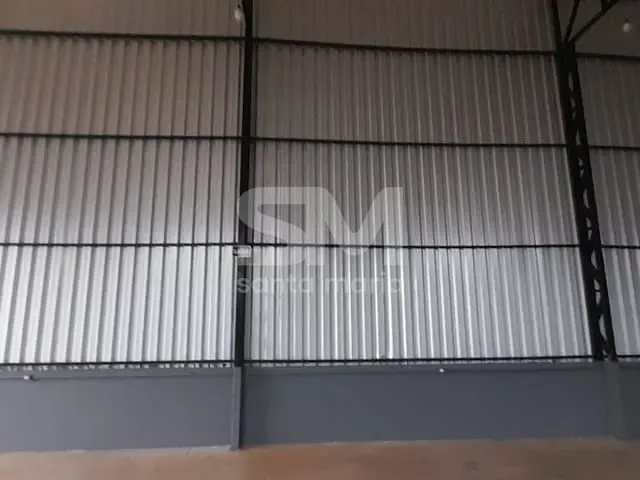 Galpão / Barracão com 280m², para alugar, no bairro Santos Dumont em Chapecó