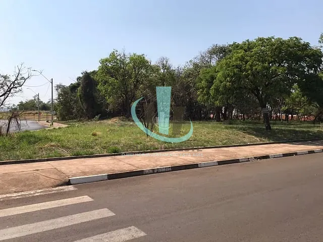 Terreno com 4400m², à venda, no bairro CIDADE JARDIM em ARARAQUARA