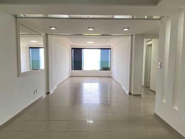 Apartamento 3 quartos e 2 banheiros, à venda, no bairro Bessa em João Pessoa