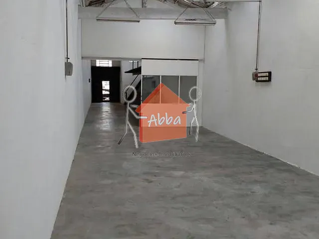 Galpão / Barracão com 209m², à venda, no bairro Chácara Santo Antônio (Zona Sul) em São Paulo