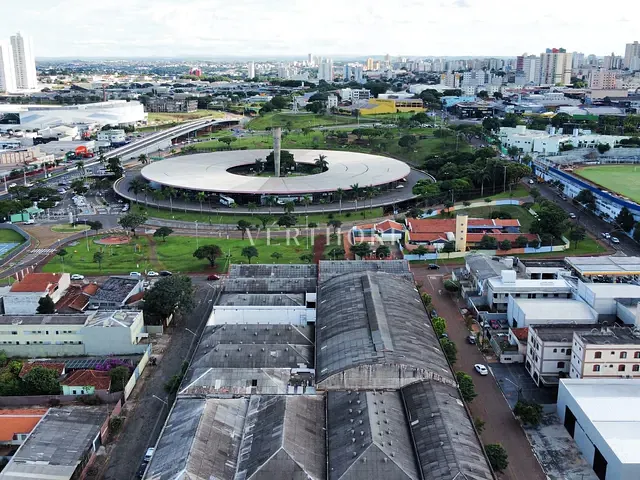 Galpão / Barracão com 7000m², à venda ou para alugar, no bairro Centro em Londrina
