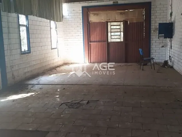 Galpão / Barracão com 1300m², à venda, no bairro Cerâmica em Erechim