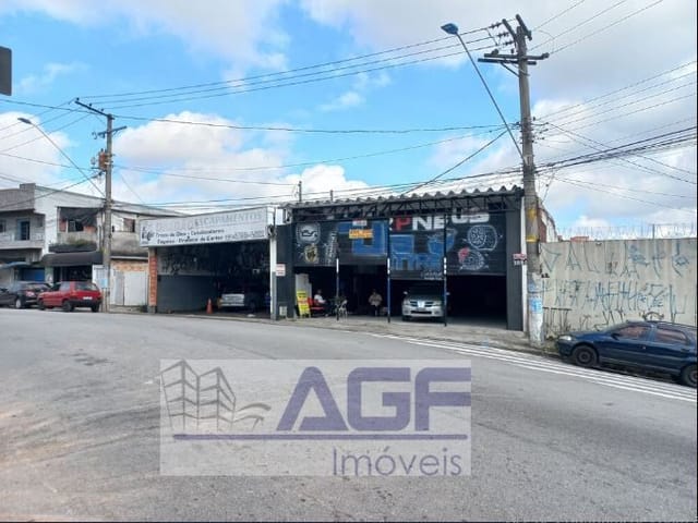 Galpão / Barracão com 686m², à venda, no bairro Taboão em Diadema