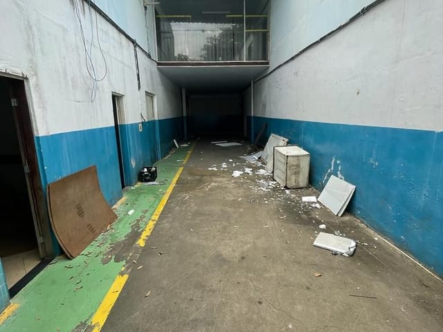 Galpão / Barracão com 600m², à venda, no bairro Alto Cajueiros em Macaé