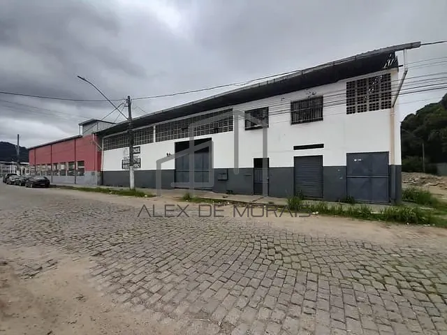 Galpão / Barracão com 696m², à venda, no bairro Cobilândia em Vila Velha