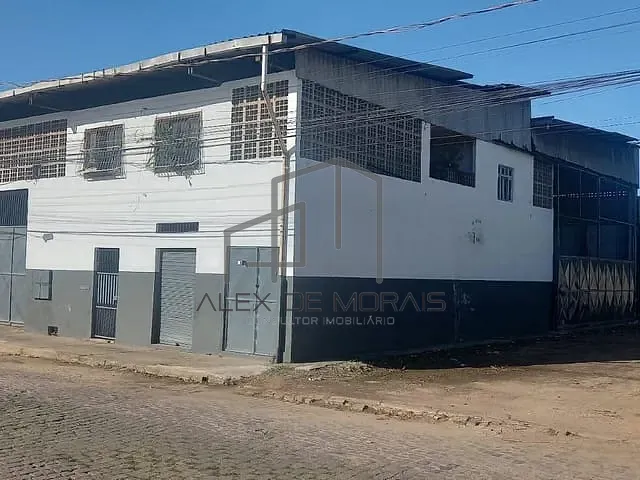 Galpão / Barracão com 696m², à venda, no bairro Cobilândia em Vila Velha