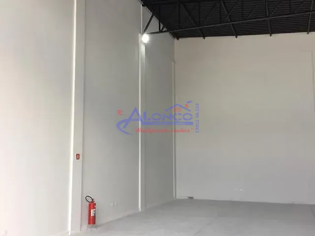 Galpão / Barracão com 300m², para alugar, no bairro Jardim Santa Maria em Jacareí