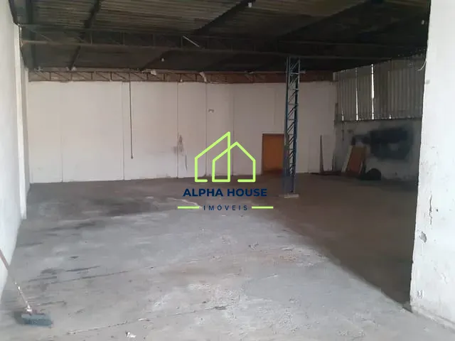 Galpão / Barracão com 160m², à venda ou para alugar, no bairro Parque São Benedito em Pindamonhangaba