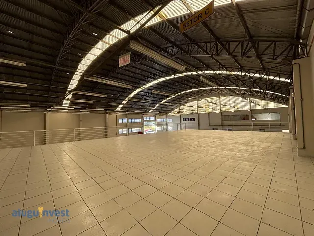 Galpão / Barracão com 2260m², para alugar, no bairro Nossa Senhora do Rosário em São José