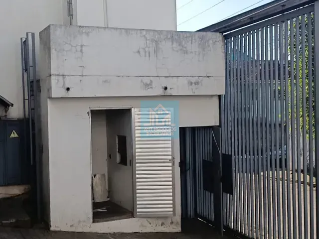 Galpão / Barracão para alugar, no bairro Parque Colonial em São Paulo