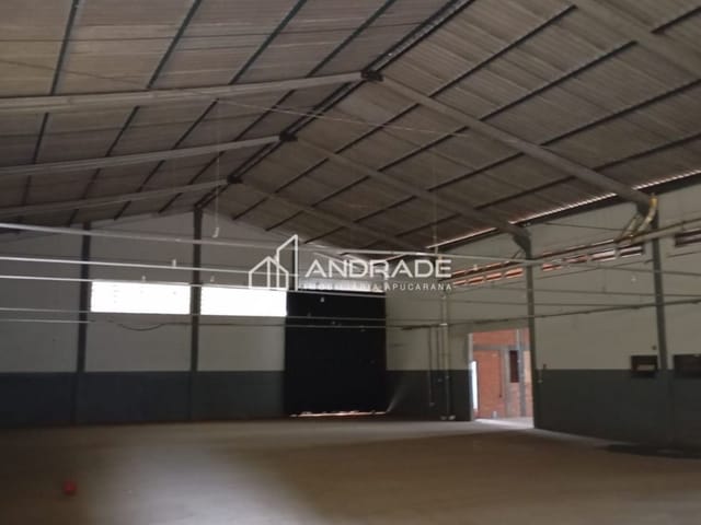 Galpão / Barracão com 4300m², à venda ou para alugar, no bairro Barra Funda em Apucarana