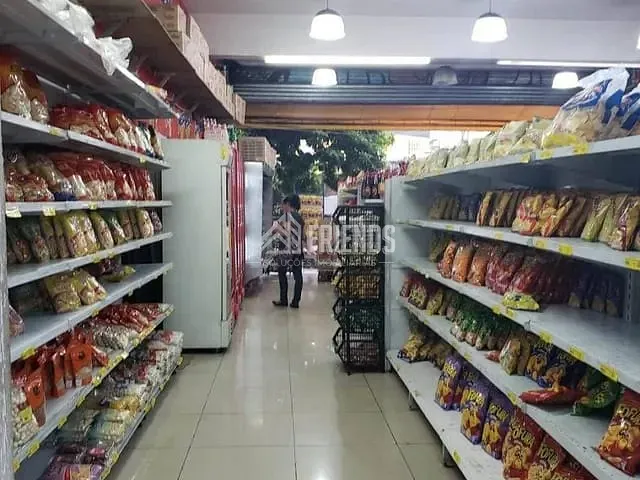 Galpão / Barracão com 250m², para alugar, no bairro Canindé em São Paulo