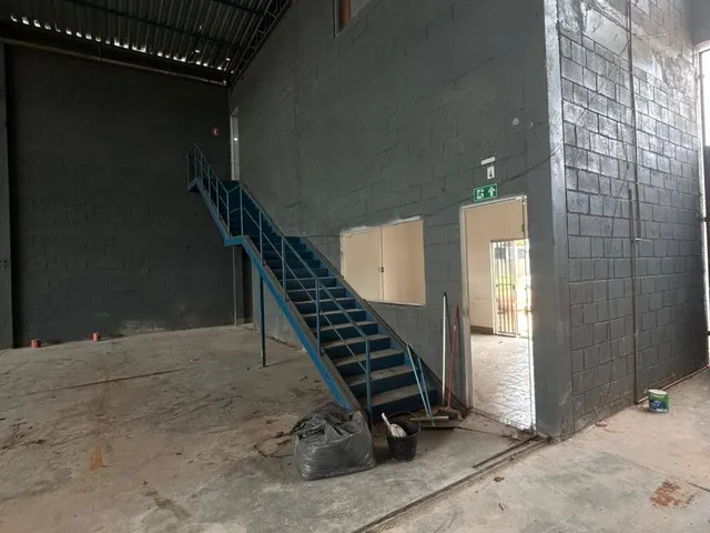 Galpão / Barracão com 660m², para alugar, no bairro Plano Diretor Sul em Palmas