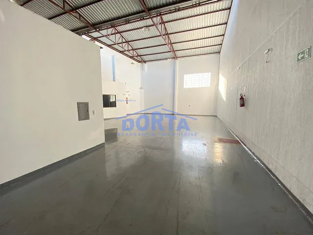 Galpão / Barracão para alugar, no bairro Três Bandeiras em Foz do Iguaçu