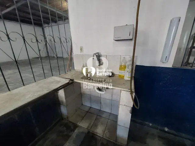 Galpão / Barracão para alugar, no bairro Industrial em Contagem