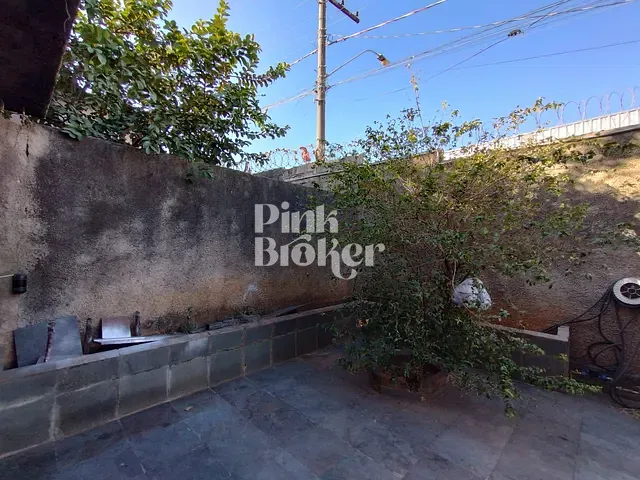 Galpão / Barracão com 960m², à venda, no bairro Ressaca em Contagem
