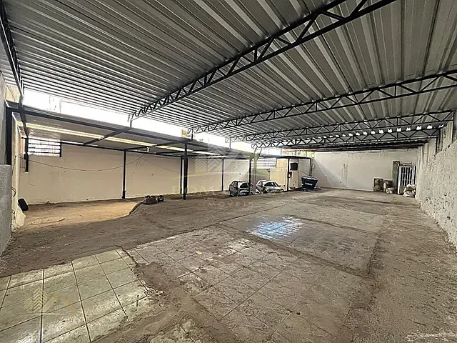 Galpão / Barracão com 300m², para alugar, no bairro Manoel Honório em Juiz de Fora