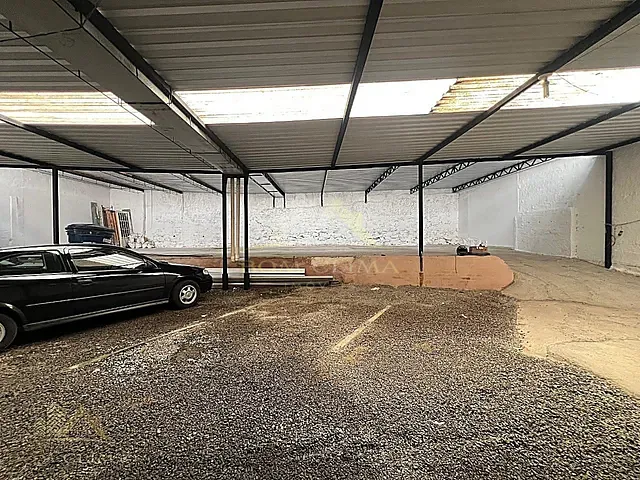 Galpão / Barracão com 300m², para alugar, no bairro Manoel Honório em Juiz de Fora