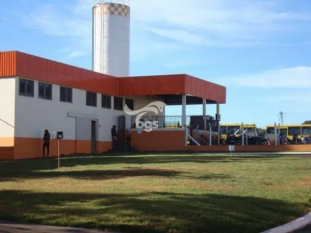 Galpão / Barracão com 128000m², à venda, no bairro Centro em Balneário Camboriú