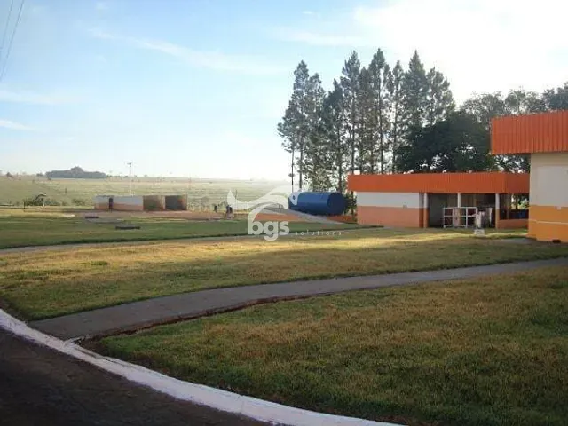 Galpão / Barracão com 128000m², à venda, no bairro Centro em Balneário Camboriú
