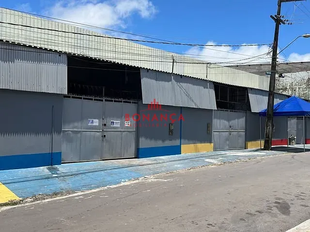Galpão / Barracão com 250m², para alugar, no bairro São Francisco em São Luís