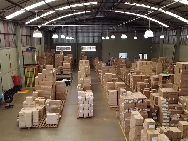 Galpão / Barracão com 1055m², à venda, no bairro Saída p/ Maringá em Apucarana