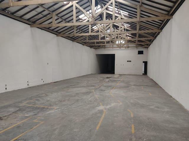 Galpão / Barracão com 346m², para alugar, no bairro Tatuapé em São Paulo