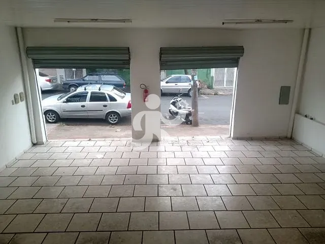 Loja com 111m², para alugar, no bairro Paulista em Piracicaba