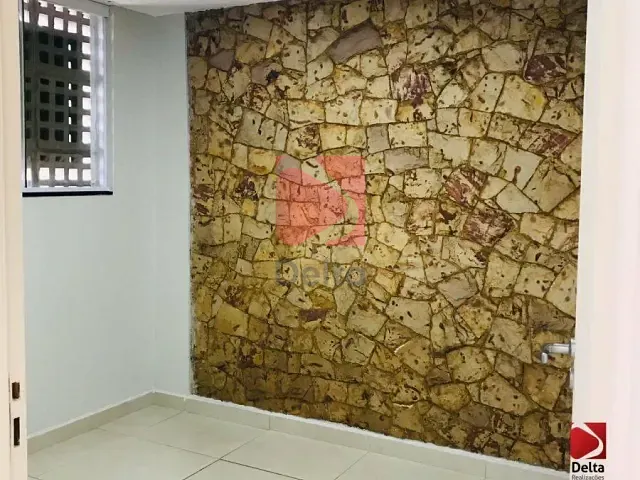 Galpão / Barracão com 372m², à venda, no bairro Centro em Pirassununga