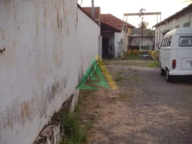 Galpão / Barracão com 852m², à venda, no bairro Centro em Mogi Mirim