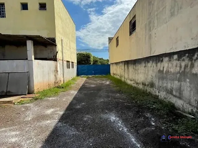 Galpão / Barracão à venda, no bairro Jardim Primaveril em Três Lagoas