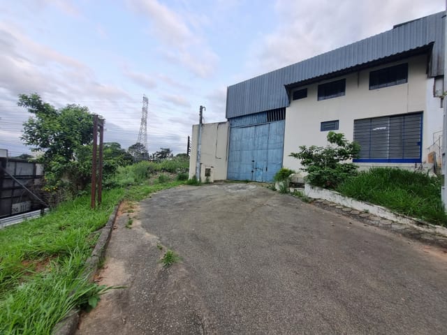Galpão / Barracão com 529m², à venda ou para alugar, no bairro Nossa Senhora do Perpétuo Socorro em Pindamonhangaba