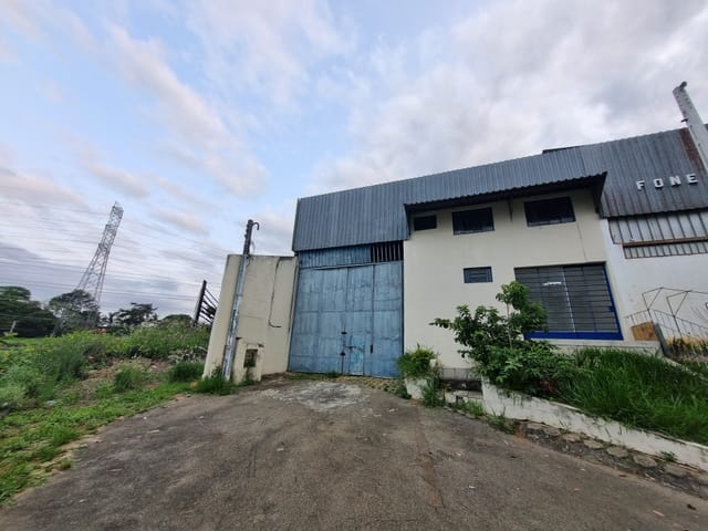 Galpão / Barracão com 529m², à venda ou para alugar, no bairro Nossa Senhora do Perpétuo Socorro em Pindamonhangaba