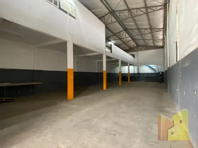 Galpão / Barracão para alugar, no bairro Cidade Aracilia em Guarulhos