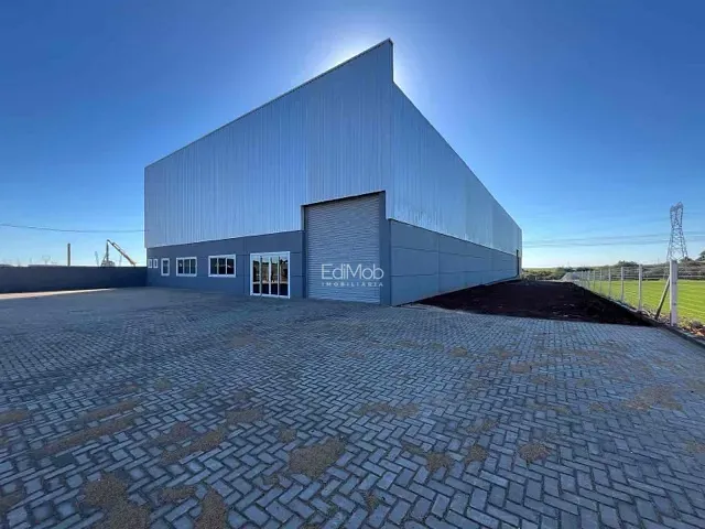 Galpão / Barracão com 6930m², para alugar, no bairro Núcleo Industrial Brisa em Santa Tereza do Oeste