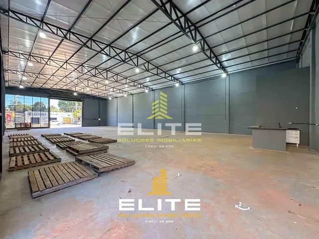 Galpão / Barracão com 800m², à venda, no bairro Industrial - 1ª Etapa em Sorriso
