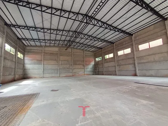 Galpão / Barracão com 2076m², para alugar, no bairro Eucaliptos em Fazenda Rio Grande