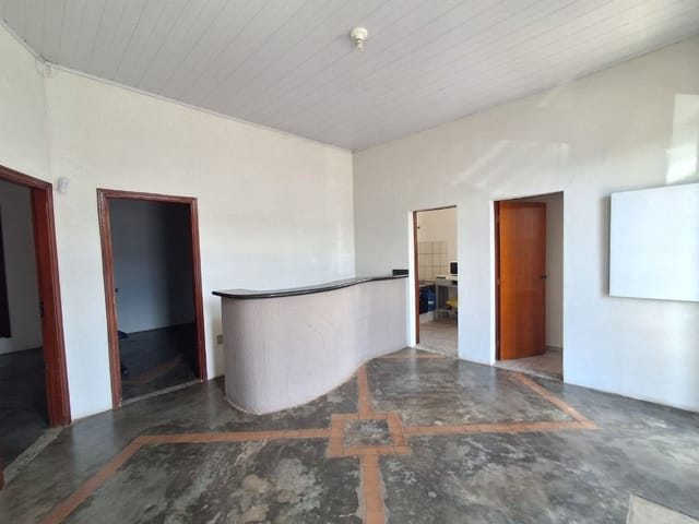 Galpão / Barracão com 800m², para alugar, no bairro Jardim Perola em Birigui
