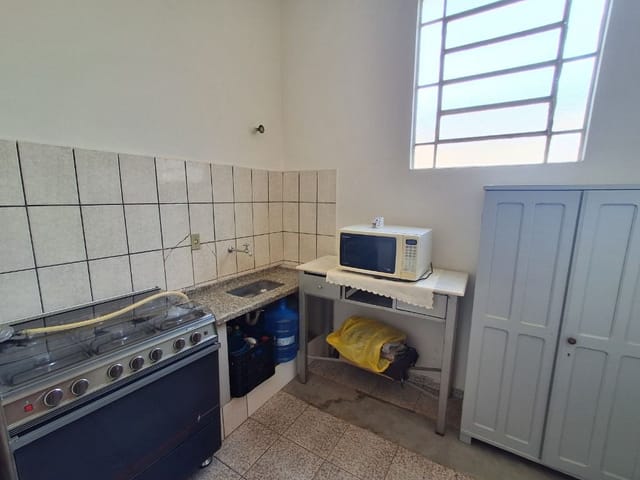 Galpão / Barracão com 800m², para alugar, no bairro Jardim Perola em Birigui