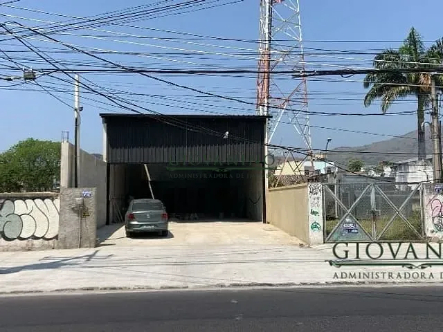 Galpão / Barracão com 168m², para alugar, no bairro Realengo em Rio de Janeiro