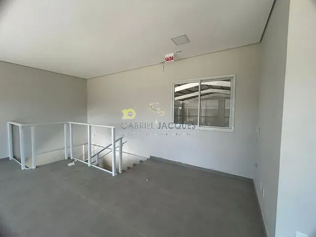 Galpão / Barracão com 600m², à venda, no bairro Pedra Branca em Palhoça