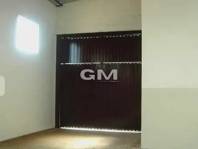 Galpão / Barracão com 1000m², para alugar, no bairro Distrito Industrial em Brodowski