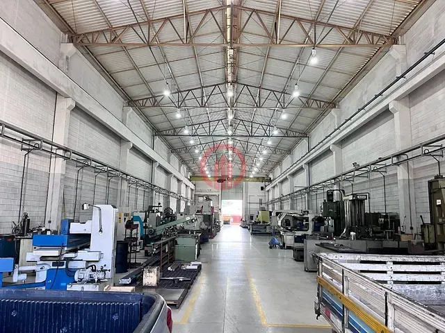 Galpão / Barracão com 1850m², à venda ou para alugar, no bairro Vila Santa Clara em São Paulo