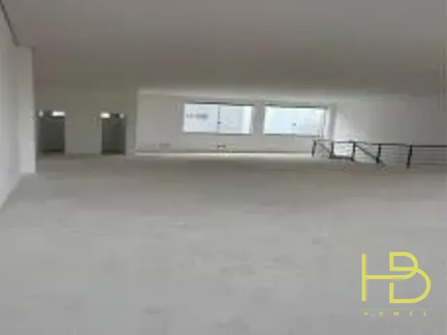 Galpão / Barracão à venda, no bairro Wanel Ville em Sorocaba
