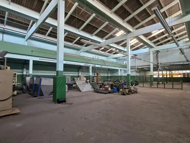 Galpão / Barracão com 6000m², à venda ou para alugar, no bairro São Cristóvão em Rio de Janeiro