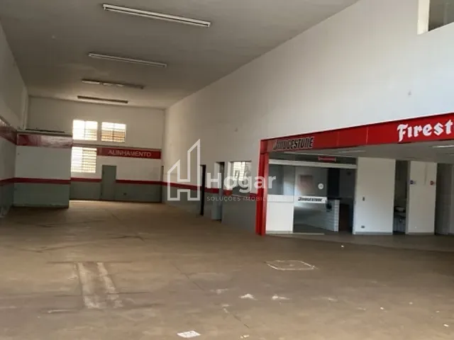 Galpão / Barracão para alugar, no bairro Jardim Shangri-la A em Londrina