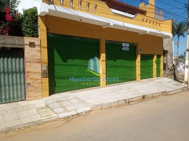 Galpão / Barracão para alugar, no bairro Candeias em Vitória da Conquista
