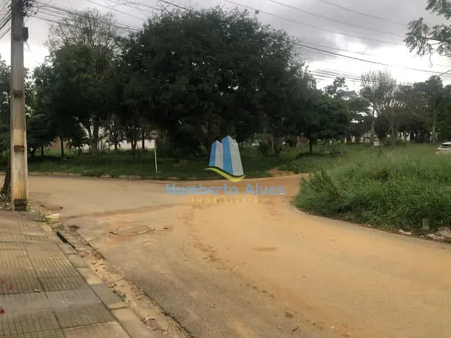 Galpão / Barracão para alugar, no bairro Candeias em Vitória da Conquista