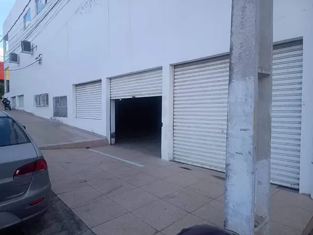 Galpão / Barracão para alugar, no bairro Centro em Paulo Afonso