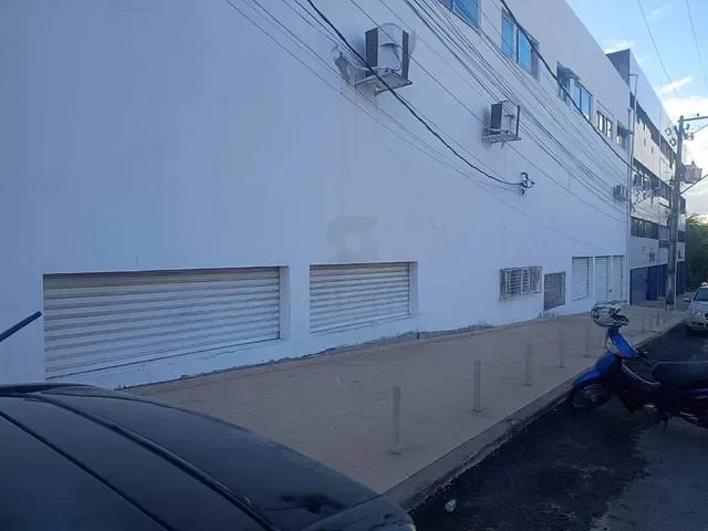 Galpão / Barracão para alugar, no bairro Centro em Paulo Afonso